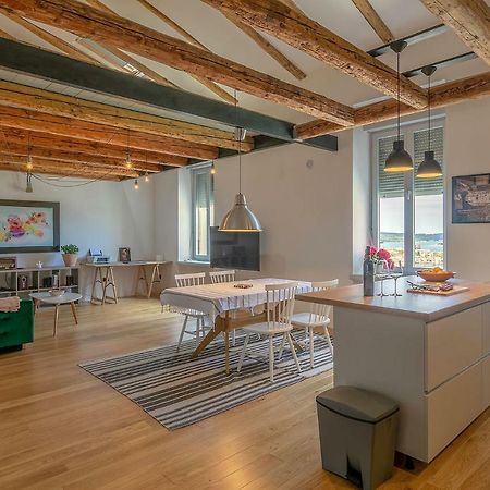 Apartman Bjork Pula Exteriör bild