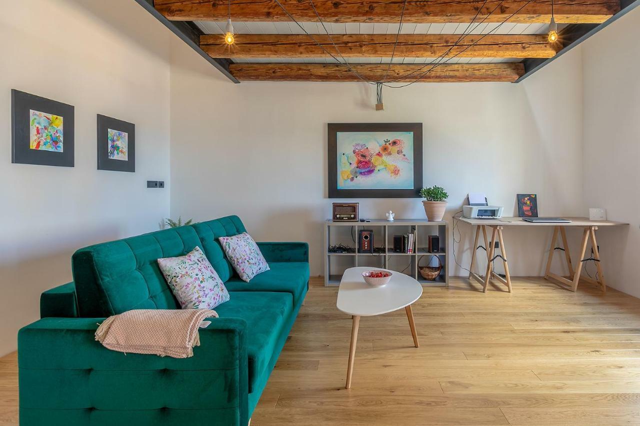 Apartman Bjork Pula Exteriör bild